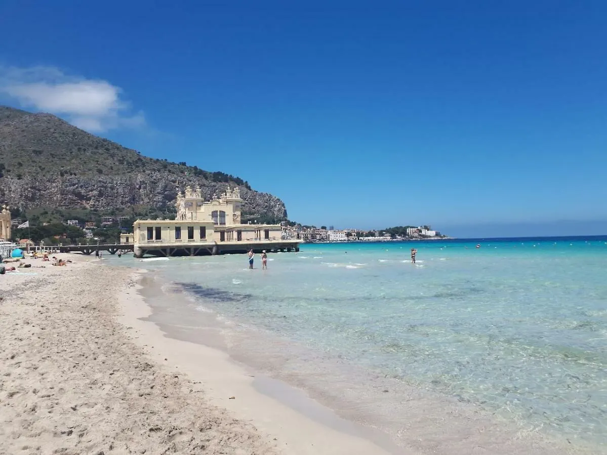 Holiday home Villa Mondello Addaura Palermo Italy